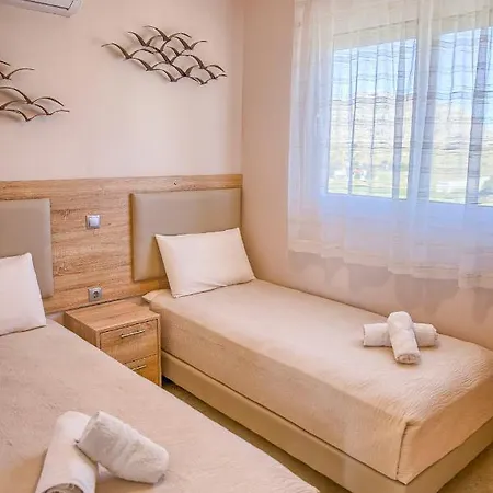 Apartment Davinci's Haraki